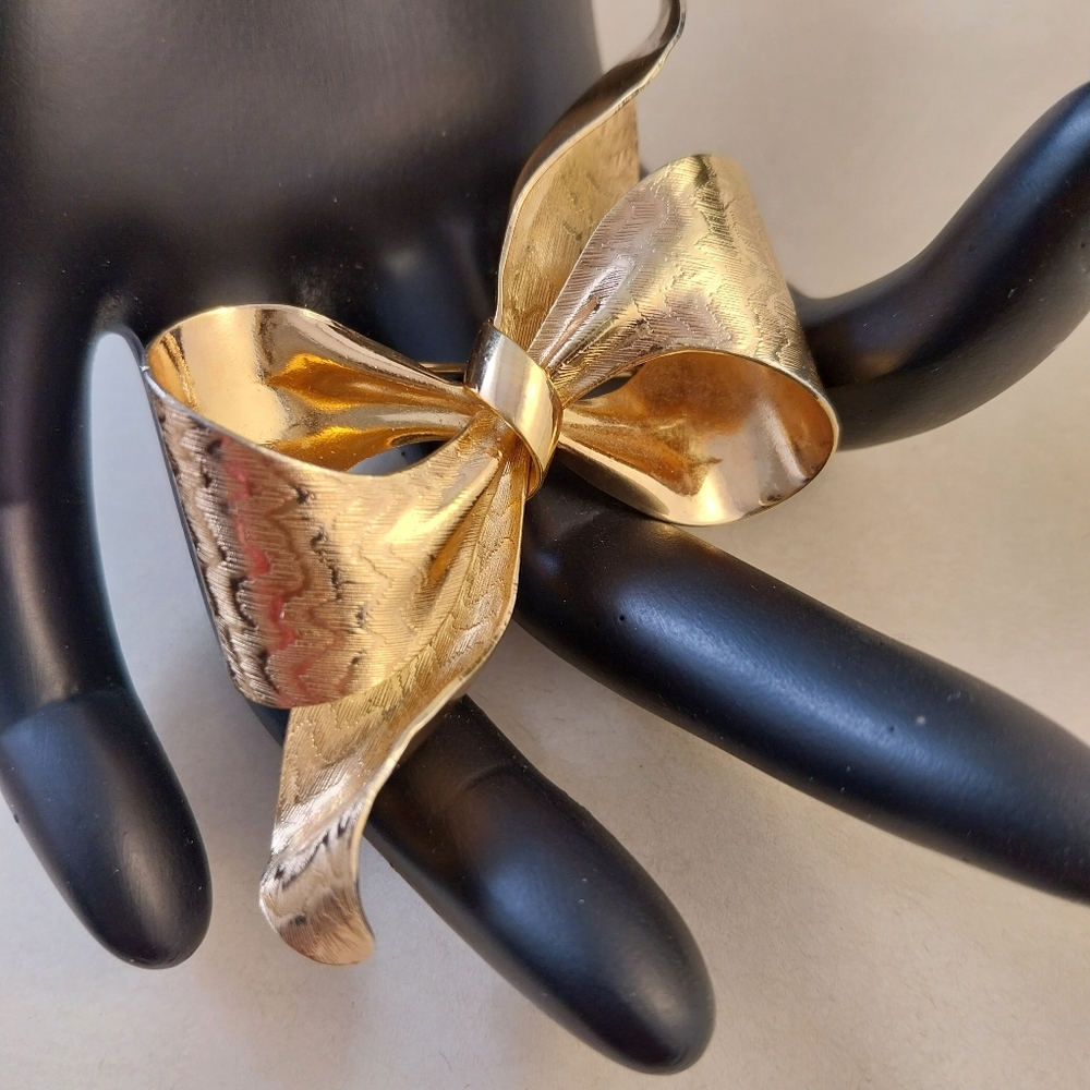 Vintage Gold Planted  Bow Brooch - Picture 9 of 15